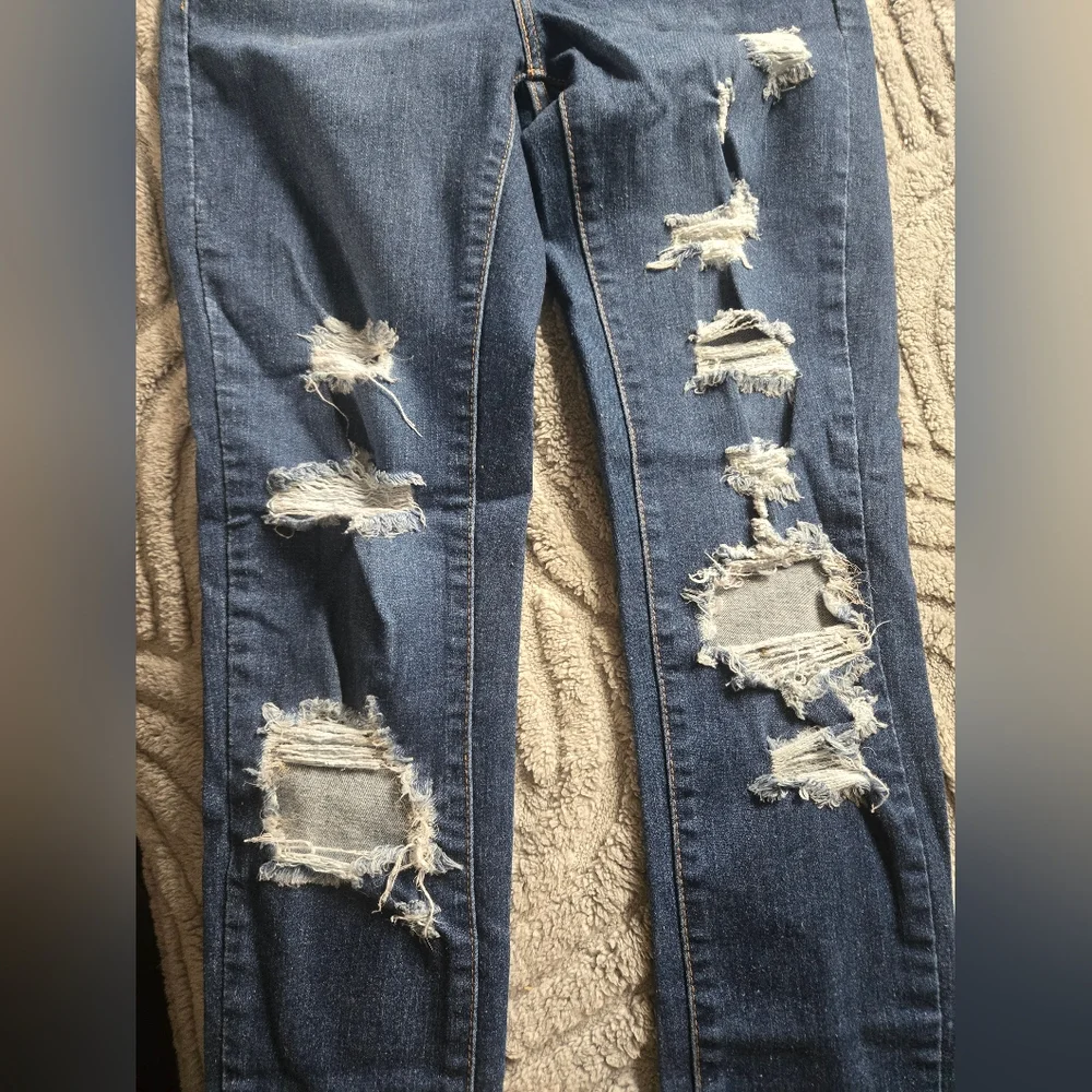 Levi's Classic Dark Wash Slim Jeans - Blue - Picture 5 of 5